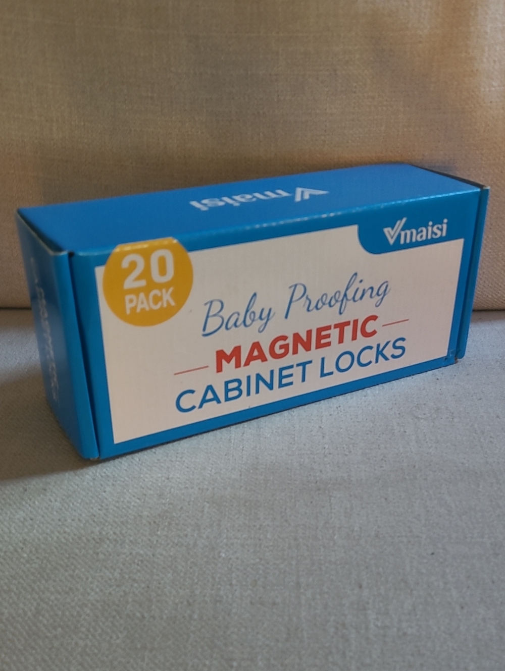 MAGNETIC CHILD SAFTEY LOCKS / cabinets & drawers